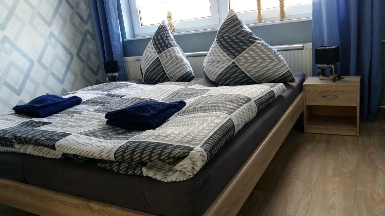 Ferienwohnung "Am Schlosspark" Neetzow Eksteriør billede